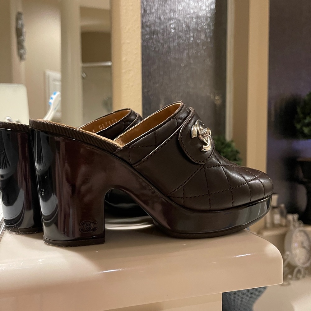 Chanel Clogs Mules Black 36 6 - Picture 6 of 10